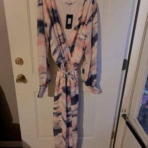 New with Tags ! Fashion nova Maxi Dress. Beautiful pink and purple . Size 2x